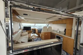 Thumbnail von Riviera 4400 Sport Yacht