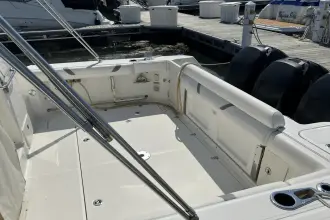 Thumbnail von Boston Whaler 345 Conquest