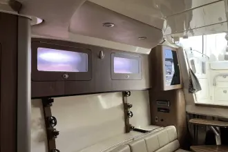 Thumbnail von Boston Whaler 345 Conquest