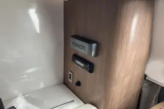 Thumbnail von Boston Whaler 345 Conquest