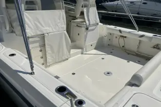 Thumbnail von Boston Whaler 345 Conquest