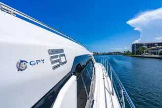 Thumbnail von Azimut 50