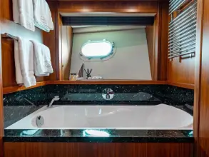 Thumbnail von Sunseeker 37m Yacht MERCY