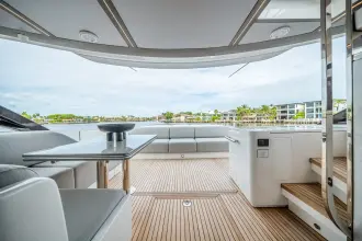 Thumbnail von Azimut S8