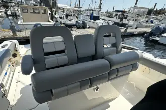 Thumbnail von Boston Whaler 330 Outrage