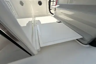 Thumbnail von Boston Whaler 330 Outrage