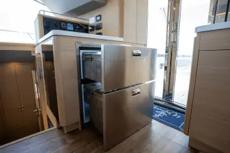 Thumbnail von Aquila 44 Yacht