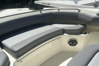 Thumbnail von Boston Whaler 280 Outrage