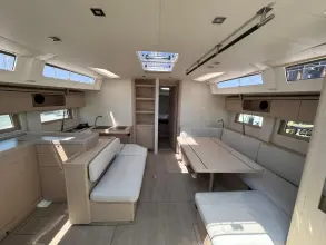 Thumbnail von Beneteau Oceanis 51.1
