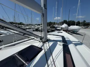 Thumbnail von Beneteau Oceanis 51.1