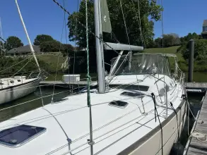 Thumbnail von Beneteau Oceanis Clipper 423 Autumn