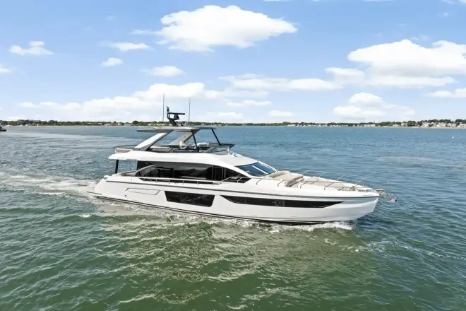 Azimut 68