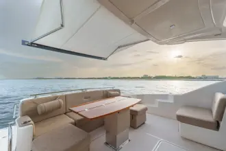 Thumbnail von Tiara Yachts 53 Coupe Happy Daze IV