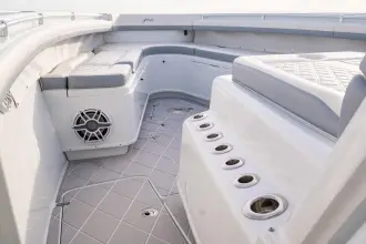 Thumbnail von Yellowfin 42 Offshore