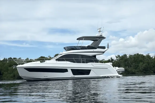 Azimut Fly 53