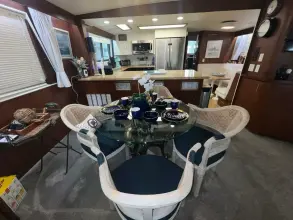 Thumbnail von Hatteras 65 Convertible