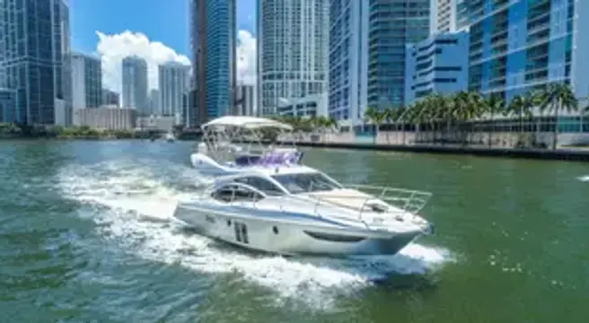 Azimut 42