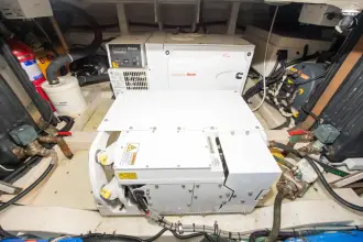 Thumbnail von Azimut 42