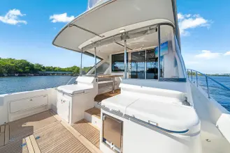 Thumbnail von Riviera 50 Sports Motor Yacht