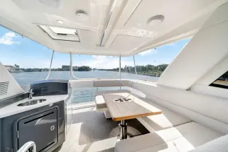 Thumbnail von Riviera 50 Sports Motor Yacht