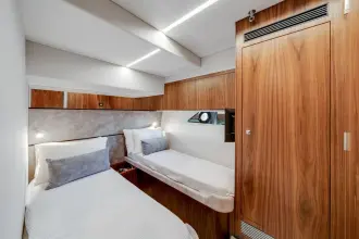 Thumbnail von Riviera 64 Sports Motor Yacht