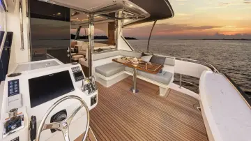 Thumbnail von Riviera 72 Sports Motor Yacht