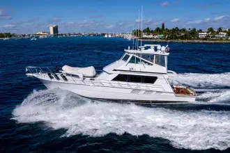 Thumbnail von Hatteras 65 Convertible