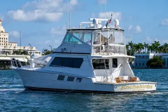 Thumbnail von Hatteras 65 Convertible