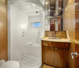 Thumbnail von Hatteras 72 Cockpit Motor Yacht BELLISSIMO