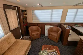 Thumbnail von Hatteras 43 Convertible