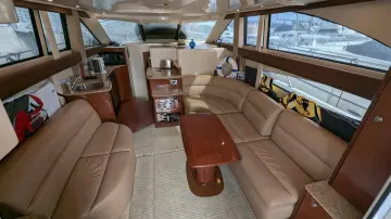 Thumbnail von Meridian 341 Sedan