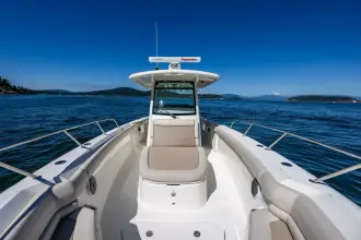 Thumbnail von Boston Whaler 330 Outrage