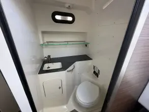 Thumbnail von Boston Whaler 325 Conquest