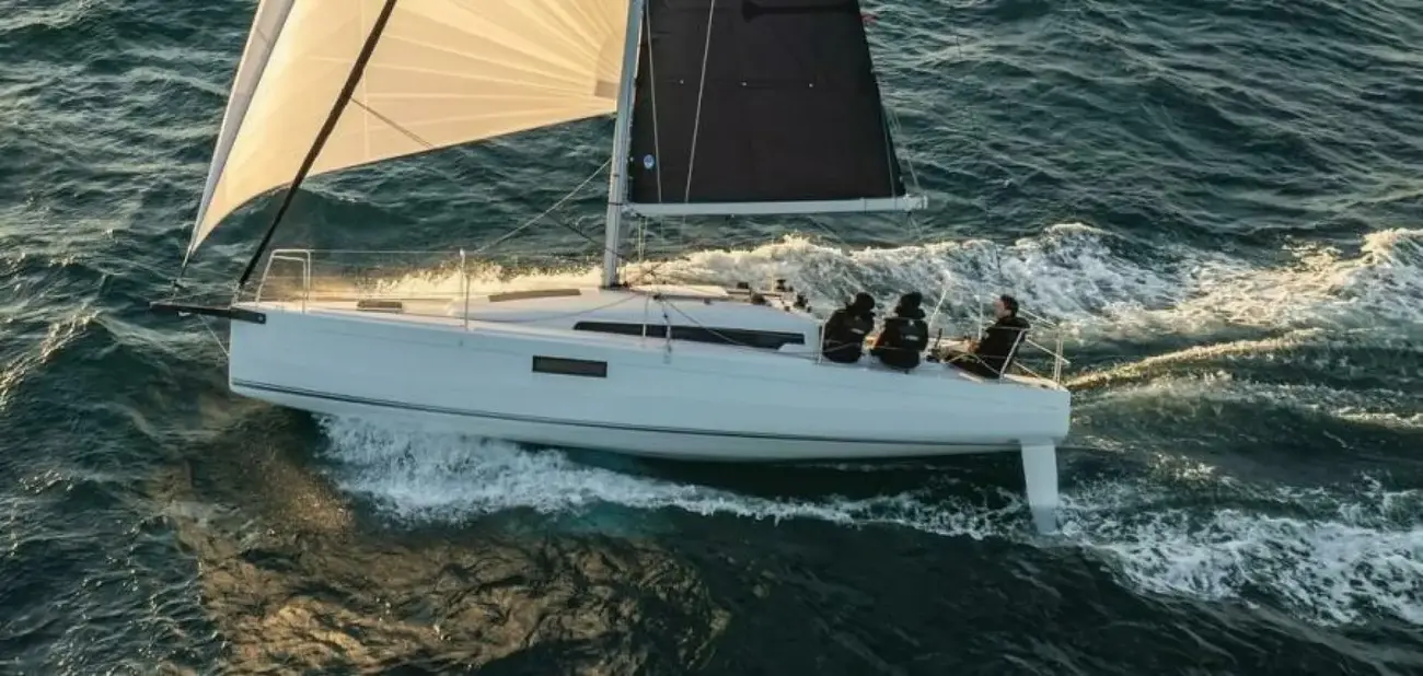 Beneteau First 30