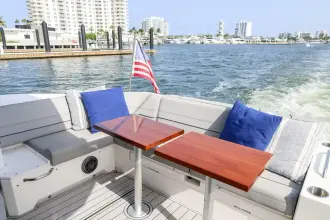 Thumbnail von Cruisers Yachts 45 Cantius Alexandria 3X