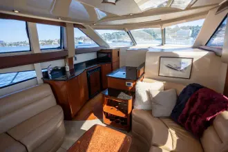 Thumbnail von Meridian 341 Sedan