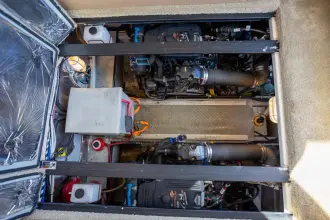 Thumbnail von Meridian 341 Sedan