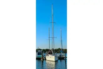 Thumbnail von Beneteau Oceanis 40