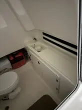 Thumbnail von Boston Whaler Outrage 330