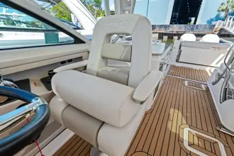 Thumbnail von Boston Whaler 320 Vantage