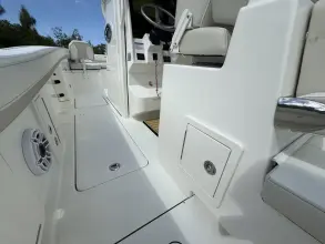 Thumbnail von World Cat 325 CC