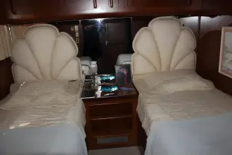 Thumbnail von Hatteras 58 Motor Yacht Eternity