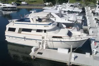 Thumbnail von Hatteras 58 Motor Yacht Eternity