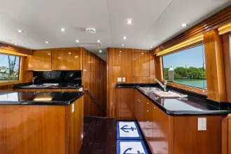Thumbnail von Hatteras 60 Convertible