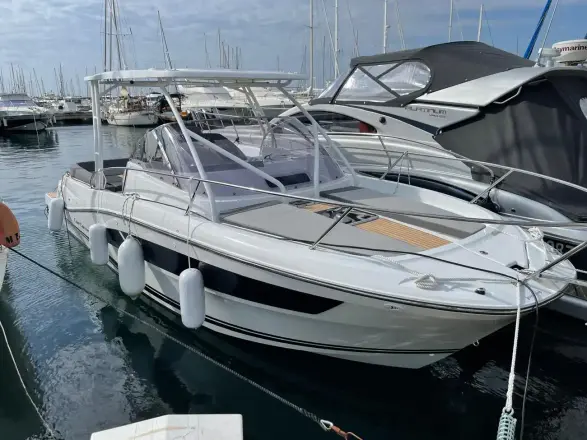 Jeanneau Cap Camarat 9.0 WA GALAAD