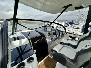 Thumbnail von Jeanneau Cap Camarat 9.0 WA S2 Joystick Control & as new condition