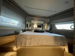 Thumbnail von Ferretti Yachts 670 06-00636