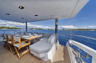 Thumbnail von Azimut Grande 27M Aluminia Too