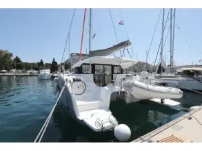 Thumbnail von Beneteau Oceanis 473