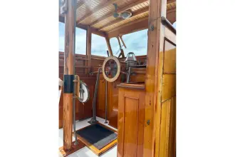 Thumbnail von Consolidated Commuter Company Long Island Express Cruiser